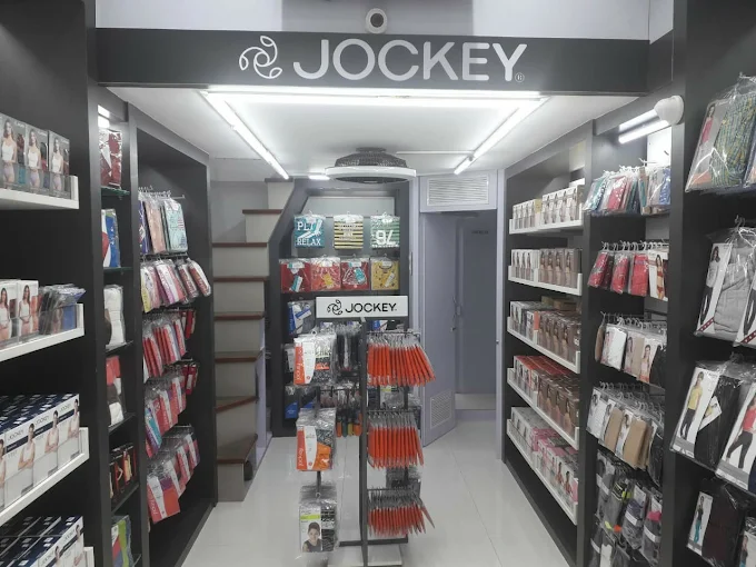 Best retail in Navi Mumbai - socks and accessories